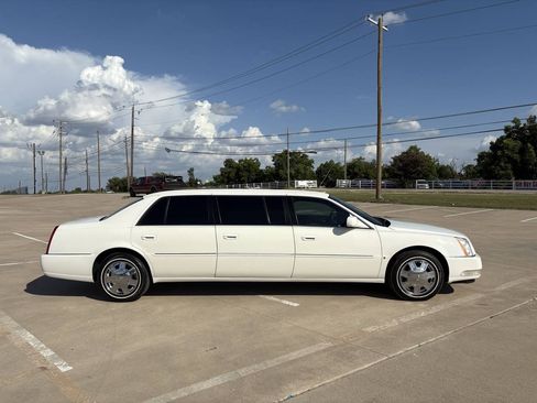 Used 2007 Cadillac DTS FWD image 7