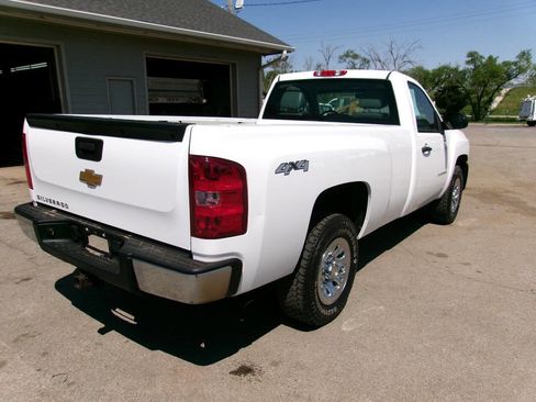 Used 2013 Chevrolet Silverado 1500 W/T AWD/4WD image 9