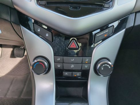 Used 2011 Chevrolet Cruze LS w/ Connectivity Package FWD image 27