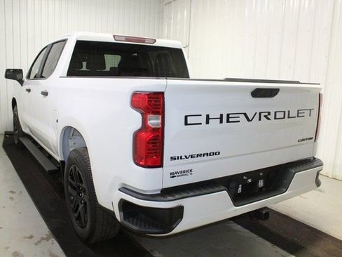 Used 2023 Chevrolet Silverado 1500 Custom w/ LPO, Dark Essentials Package image 4