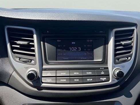 Used 2016 Hyundai Tucson SE w/ Option Group 12 FWD image 14