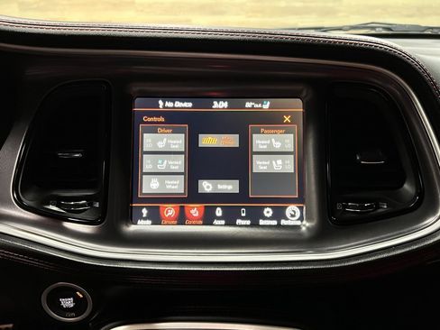 Used 2021 Dodge Challenger R/T Scat Pack w/ Dynamics Package image 9