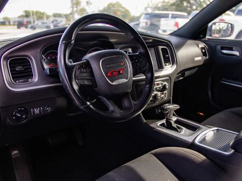 Used 2019 Dodge Charger GT RWD image 19