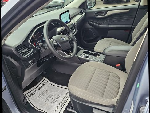 Used 2022 Ford Escape SE w/ Cold Weather Package image 6