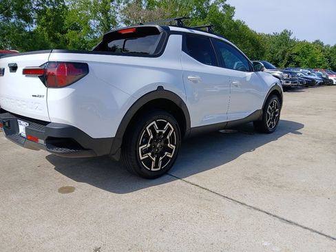 Used 2025 Hyundai Santa Cruz Limited AWD/4WD image 5