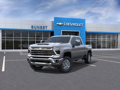 New 2026 Chevrolet Silverado 2500 LTZ w/ LTZ Premium Package AWD/4WD image 8