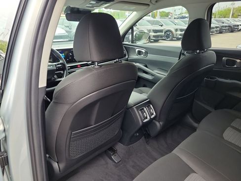 New 2026 Kia Sorento LX FWD image 16