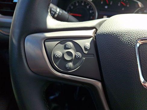 Used 2023 GMC Acadia AT4 image 24