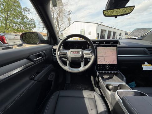 New 2026 GMC Terrain Elevation w/ Elevation Premium Package image 2