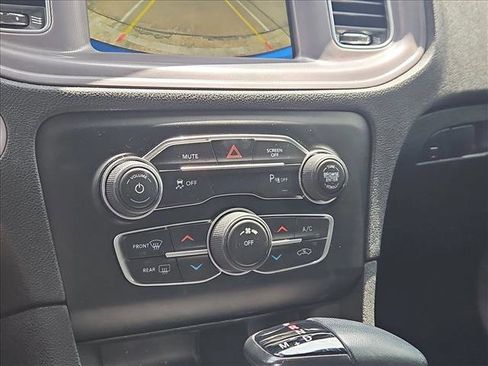 Used 2023 Dodge Charger SXT RWD image 14