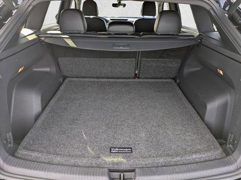 Used 2022 Volkswagen Atlas Cross Sport SE AWD/4WD image 6