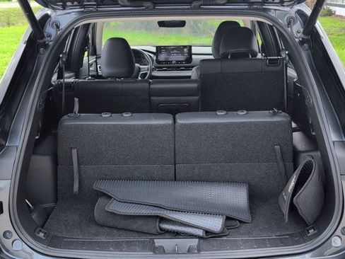 Used 2025 Mitsubishi Outlander SE FWD image 29