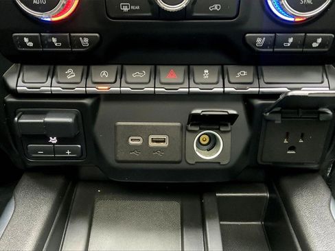 Used 2021 GMC Sierra 1500 SLT image 17