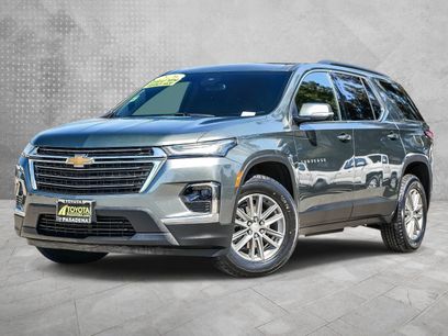Used 2022 Chevrolet Traverse LT