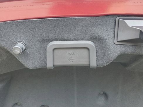 Used 2017 Lincoln MKZ Reserve FWD image 8