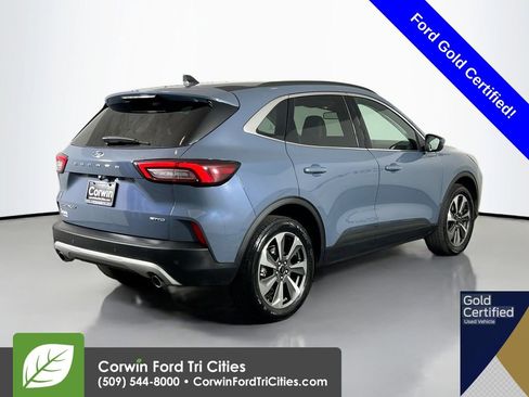 Used 2025 Ford Escape Platinum image 15