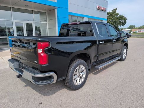 Used 2021 Chevrolet Silverado 1500 LTZ w/ LTZ Premium Package AWD/4WD image 8