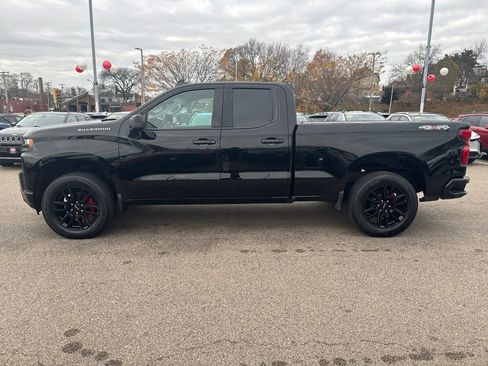 Used 2020 Chevrolet Silverado 1500 LT w/ Trailering Package image 4