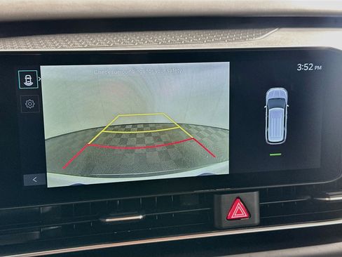 Used 2026 Kia Carnival FWD image 23