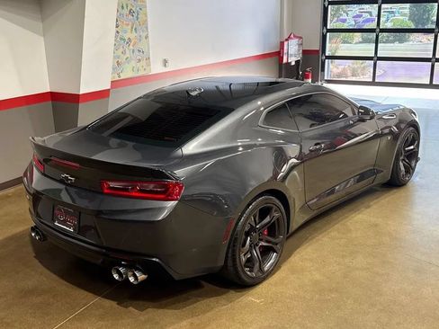 Used 2018 Chevrolet Camaro SS RWD image 51