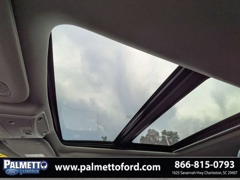 Used 2018 Ford F150 Lariat RWD image 20