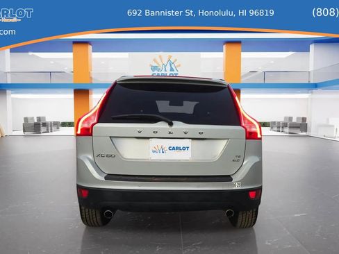 Used 2010 Volvo XC60 T6 AWD/4WD image 2