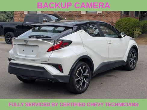 Used 2019 Toyota C-HR XLE image 4