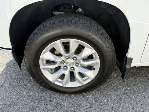 Used 2023 Chevrolet Silverado 1500 W/T w/ WT Value Package image 7