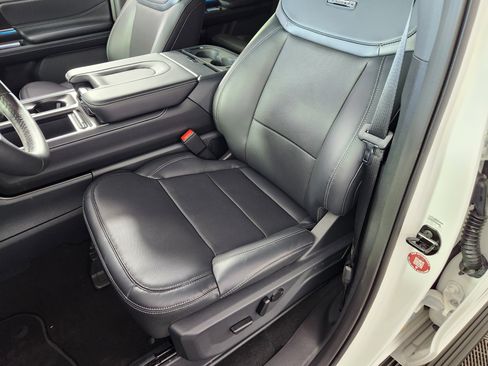 New 2026 Ford Expedition Platinum image 12