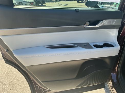 Used 2024 Hyundai Palisade SEL w/ Premium Package AWD/4WD image 18
