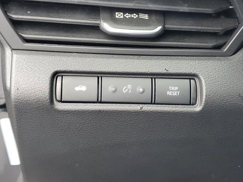 Certified 2025 Nissan Altima 2.5 SR w/ SR Premium Package AWD/4WD image 9