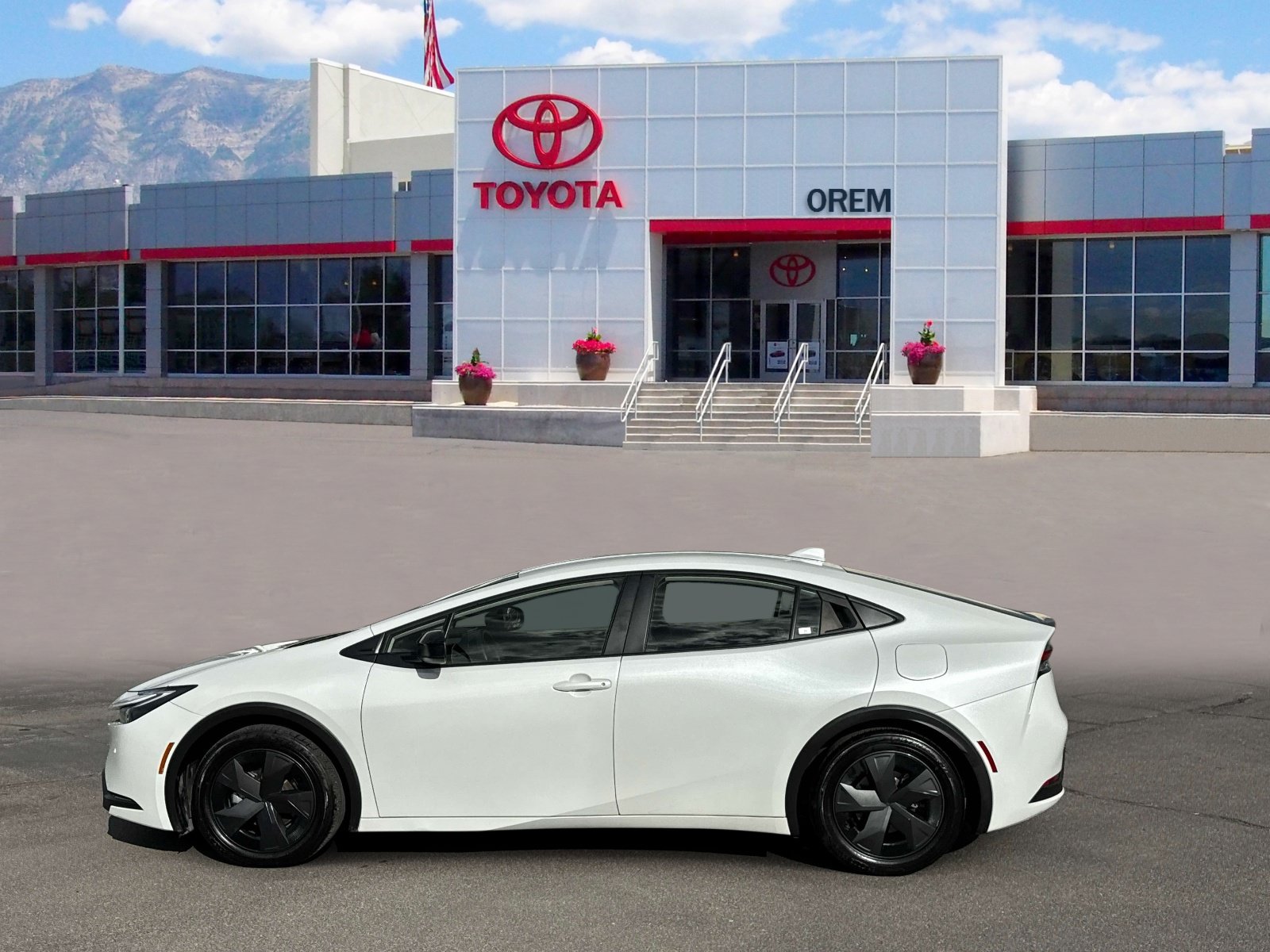 Used 2025 Toyota Prius LE FWD image 6