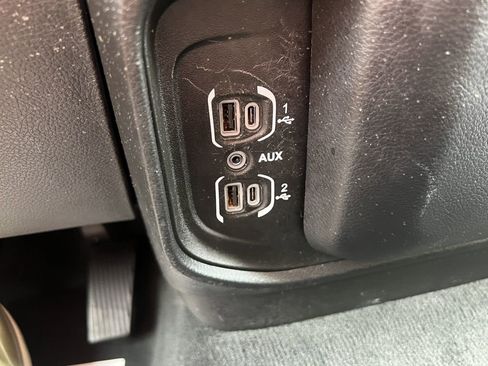 Used 2019 RAM 1500 Big Horn image 10