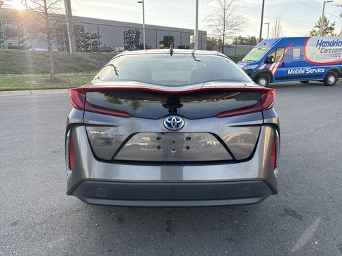 Used 2019 Toyota Prius Prime Plus w/ Carpet Mat Package image 8