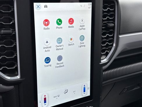 Used 2025 Ford Ranger XL image 19