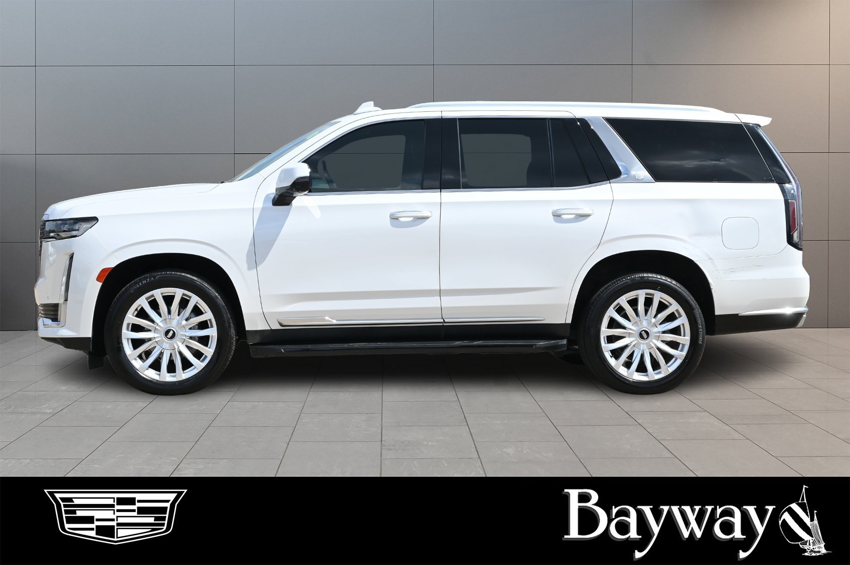 Used 2022 Cadillac Escalade Luxury RWD image 5