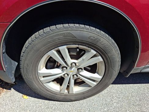 Used 2015 Chevrolet Equinox LT w/ Driver Convenience Package image 4