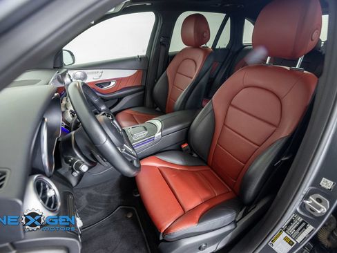 Used 2021 Mercedes-Benz GLC 300 4MATIC image 28