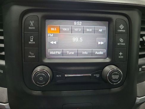 Used 2022 RAM 1500 Big Horn AWD/4WD image 42