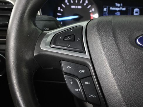 Used 2014 Ford Fusion SE w/ Equipment Group 202A image 24