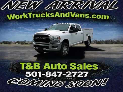 Used 2024 RAM 2500 Tradesman w/ Chrome Appearance Group AWD/4WD image 1