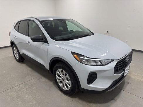 New 2026 Ford Escape Active w/ Active Premium Tech Pack image 3