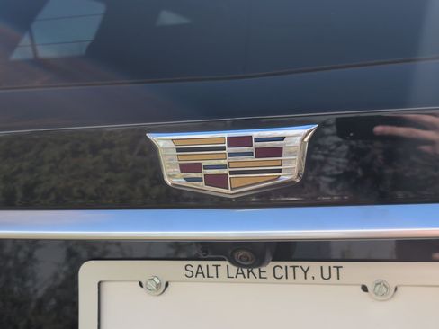 Used 2020 Cadillac XT6 Premium Luxury w/ Platinum Package image 14