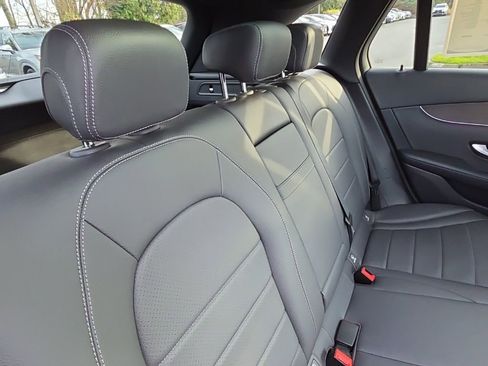 Used 2020 Mercedes-Benz GLC 300 4MATIC image 18