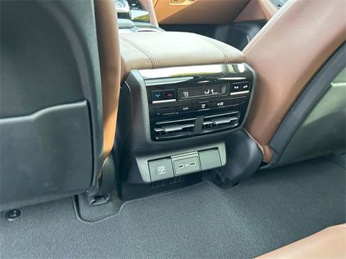 Used 2023 Acura MDX SH-AWD w/ Technology Package image 15