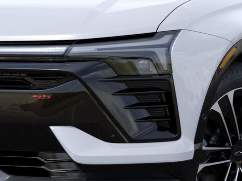 New 2026 Chevrolet Blazer EV SS AWD/4WD image 10