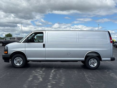New 2026 GMC Savana 3500 Extended w/ Driver Convenience Package RWD image 9