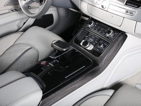 Used 2014 Audi S8 AWD/4WD image 64
