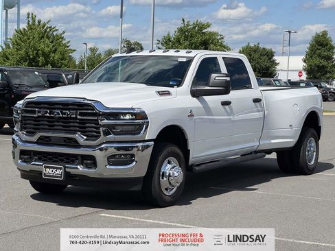 New 2026 RAM 3500 Tradesman AWD/4WD image 4
