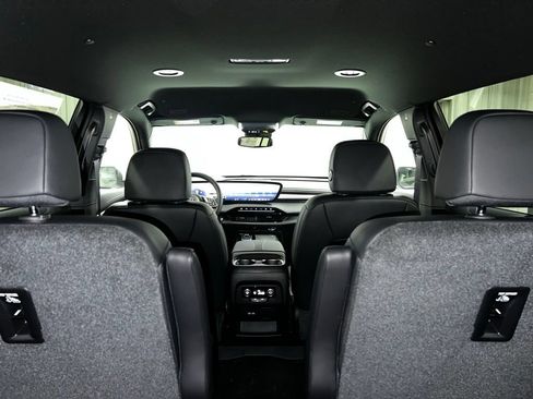 New 2026 Buick Enclave Preferred w/ LPO, Floor Liner Package AWD/4WD image 36